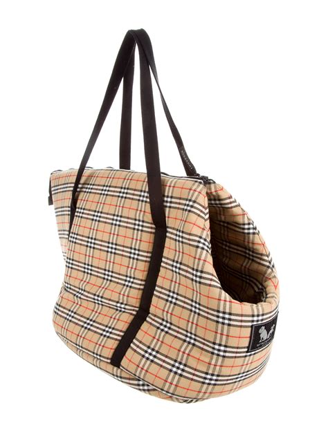 burberry pet carrier